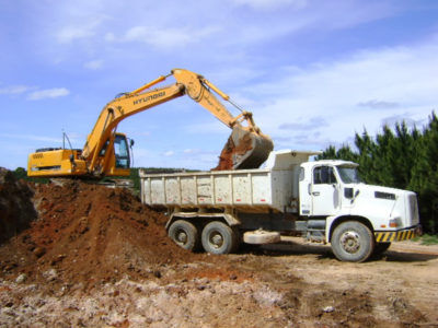 Prefeituras precisam regularizar a extração de materiais para obras públicas